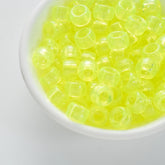 BD00052-02-lime-yellow-barrel-transparent-pony-beads-6×9mm